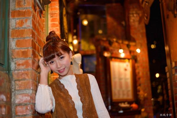    台湾正妹TiTi Yang夜拍写真集：都市街头演绎清新甜美邻家女孩风第207张图片
