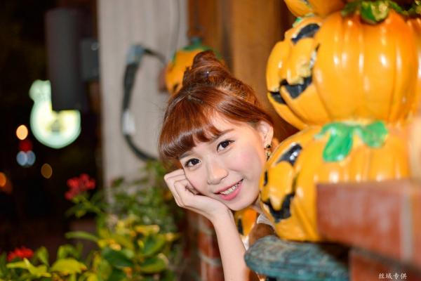    台湾正妹TiTi Yang夜拍写真集：都市街头演绎清新甜美邻家女孩风第218张图片