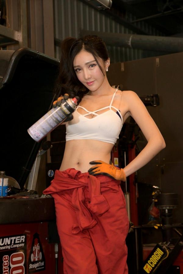    台湾正妹赵芸Syuan《美颜的汽车修理工》写真集，维修工厂风格诱惑私房照第25张图片