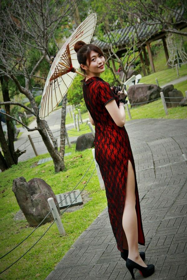    台湾正妹黄品瑄Brindy薛薛至善园旗袍外拍，古典气质女神演绎极品美腿诱惑写真第58张图片