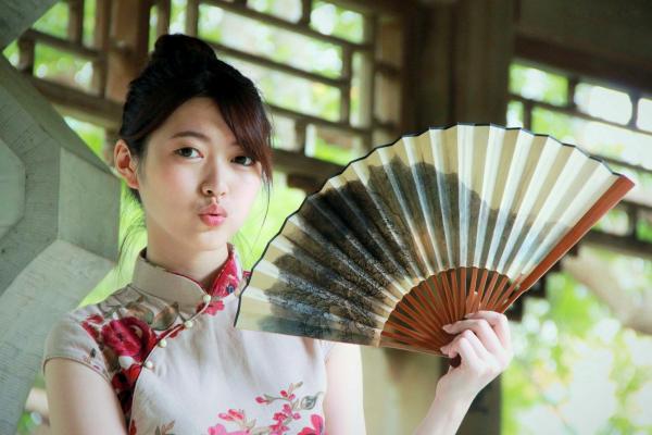    台湾正妹黄品瑄Brindy薛薛至善园旗袍外拍，古典气质女神演绎极品美腿诱惑写真第66张图片