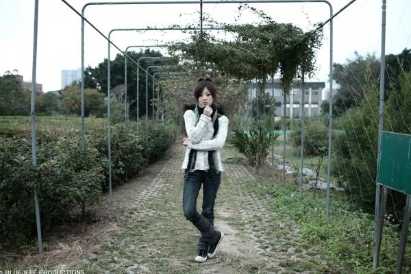    台湾正妹张允霏果子MM《梦想翅膀》清新甜美风，邻家少女户外治愈系写真集第24张图片