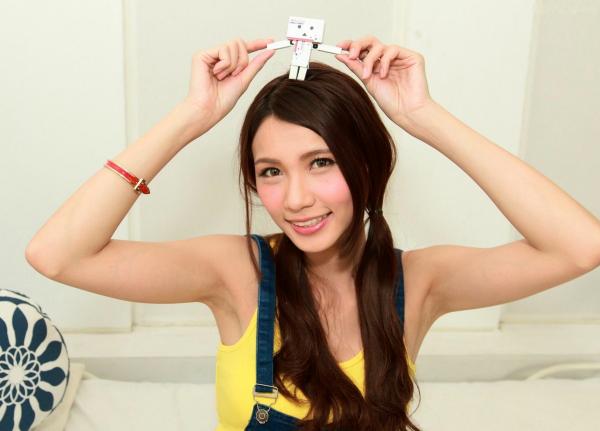    台湾正妹蔡译心Candice《台中新力量A棚拍》清新居家与花海甜美私房写真集第2张图片
