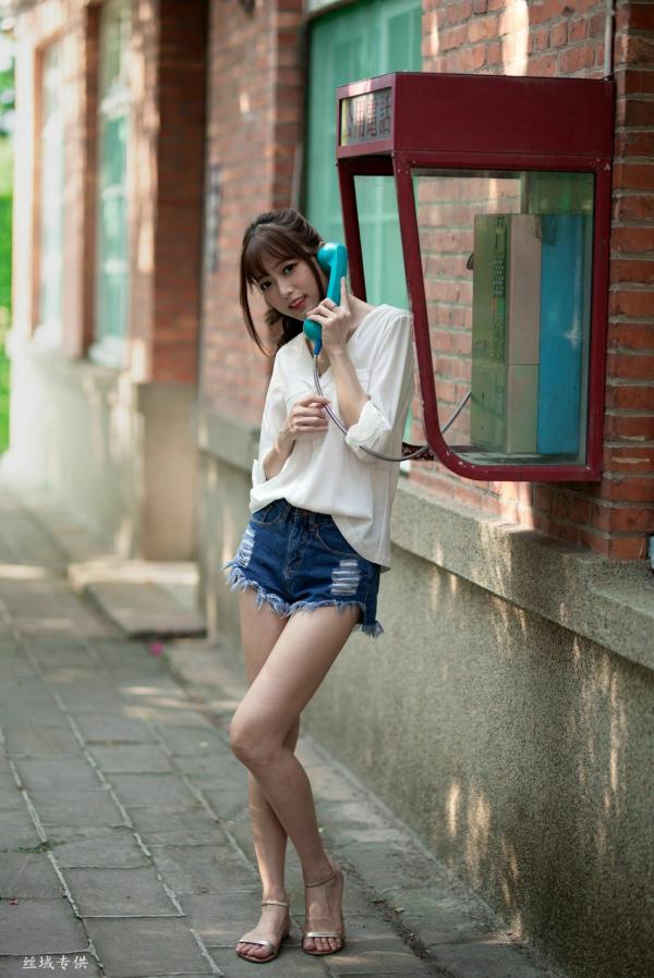    台湾正妹Lady憶憶/彭丽嘉《士林官邸》户外写真，优雅红裙清纯气质女神清新街拍第40张图片