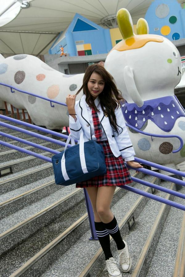    台湾正妹Candy孙卉彤：新儿童乐园清纯JK制服写真，元气满满的校园女神第15张图片