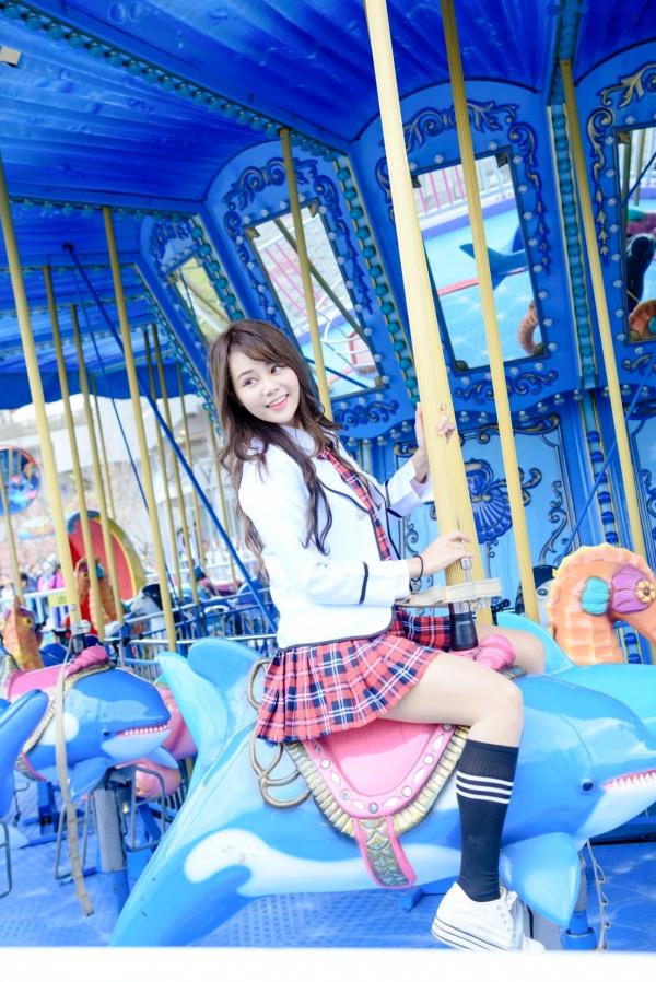    台湾正妹Candy孙卉彤：新儿童乐园清纯JK制服写真，元气满满的校园女神第33张图片
