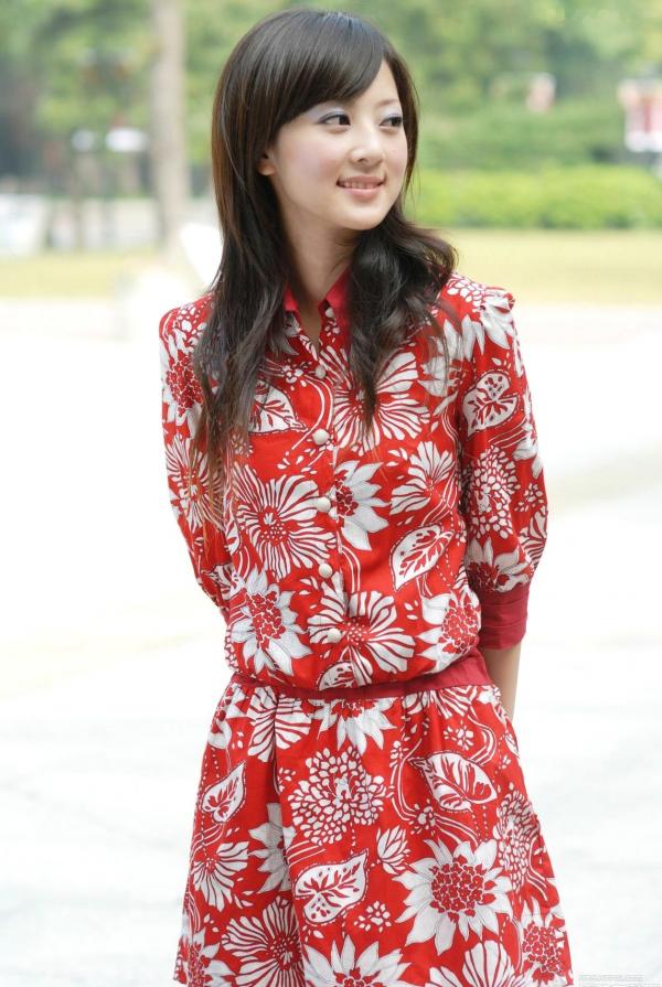   台湾正妹果子MM/Mikako甜美写真，清新邻家系穿搭，治愈系元气少女时尚街拍精选第7张图片