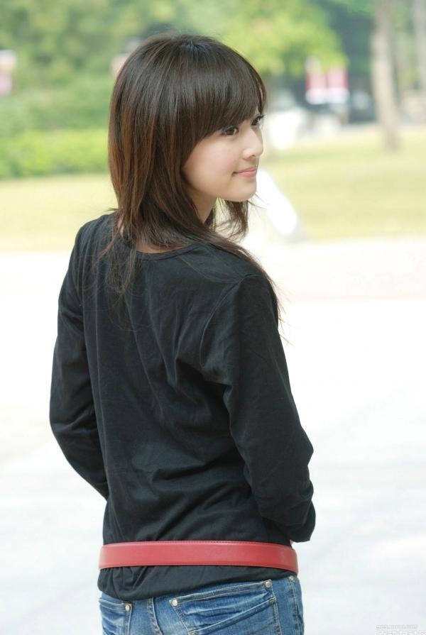    台湾正妹果子MM/Mikako甜美写真，清新邻家系穿搭，治愈系元气少女时尚街拍精选第14张图片
