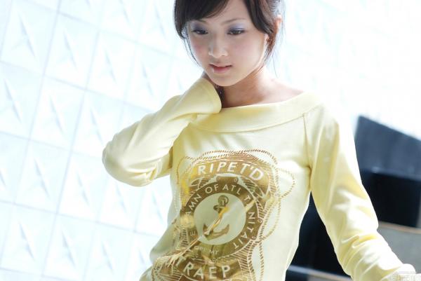    台湾正妹果子MM/Mikako甜美写真，清新邻家系穿搭，治愈系元气少女时尚街拍精选第32张图片