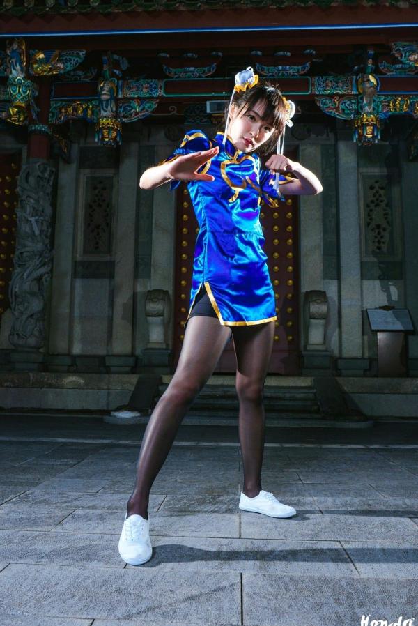    台湾正妹妙妙《春丽秀》写真集，古风寺庙背景下的街霸经典格斗角色扮演Cosplay第10张图片