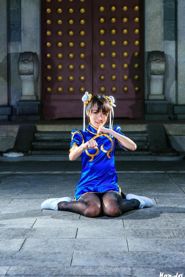    台湾正妹妙妙《春丽秀》写真集，古风寺庙背景下的街霸经典格斗角色扮演Cosplay第18张图片