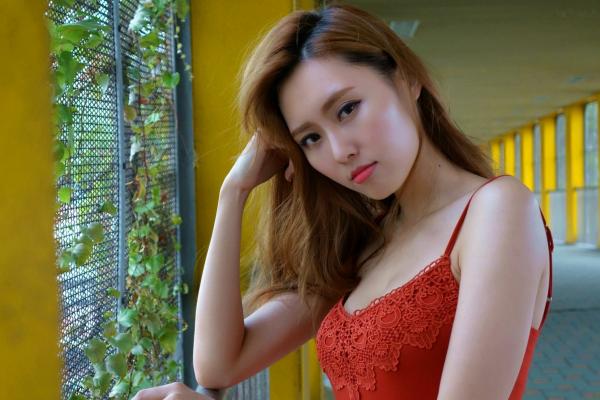   台湾正妹_ 郭珉妏Queenie - 4套服饰合集 写真集[79P]第18张图片