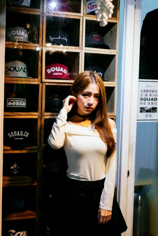    台湾正妹 Dora周盈欣 时尚都市街拍夜景写真 黑色皮裙黑丝诱惑 [99P]第57张图片