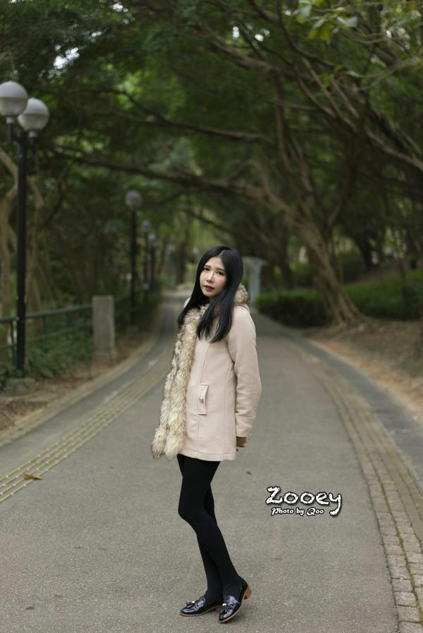    台湾正妹Zooey清新户外街拍写真，三套精美穿搭展现迷人气质，为你解锁更多治愈系瞬间[62P]第8张图片