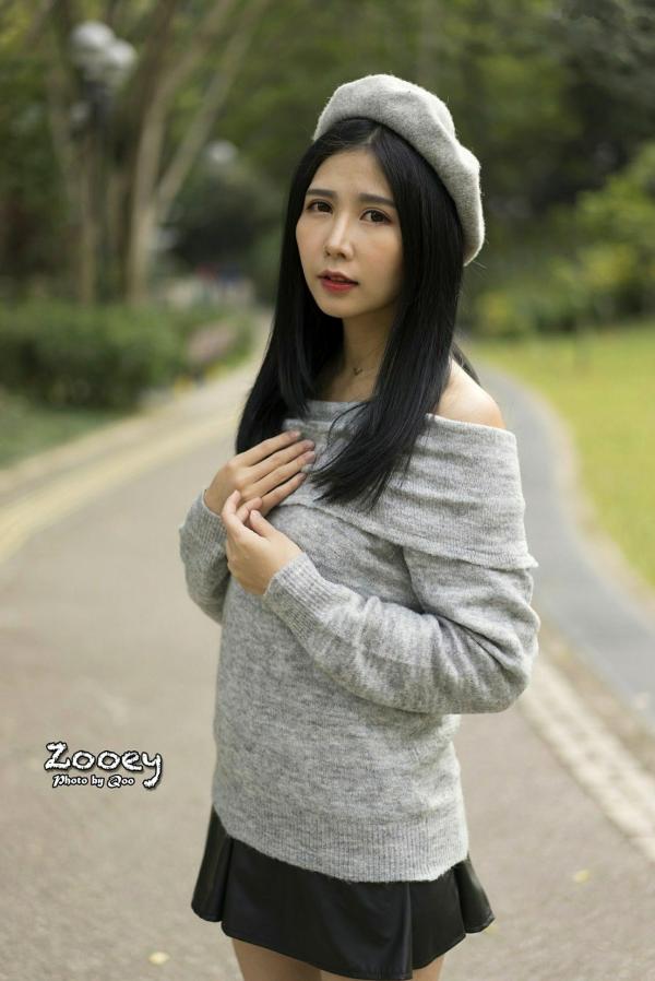    台湾正妹Zooey清新户外街拍写真，三套精美穿搭展现迷人气质，为你解锁更多治愈系瞬间[62P]第27张图片
