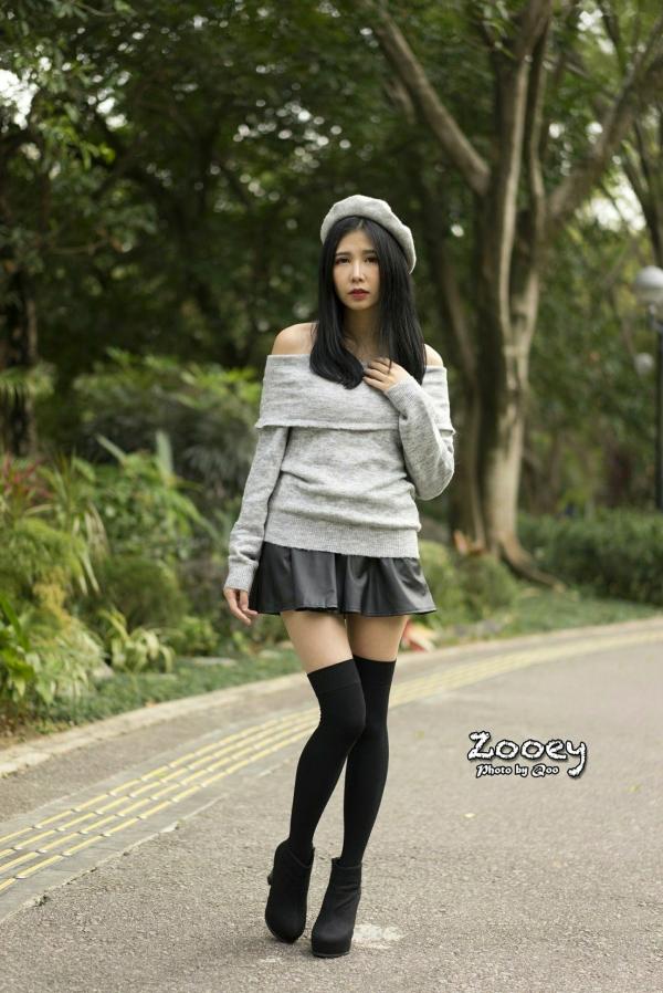    台湾正妹Zooey清新户外街拍写真，三套精美穿搭展现迷人气质，为你解锁更多治愈系瞬间[62P]第32张图片