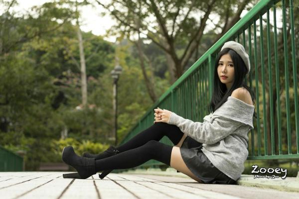    台湾正妹Zooey清新户外街拍写真，三套精美穿搭展现迷人气质，为你解锁更多治愈系瞬间[62P]第46张图片