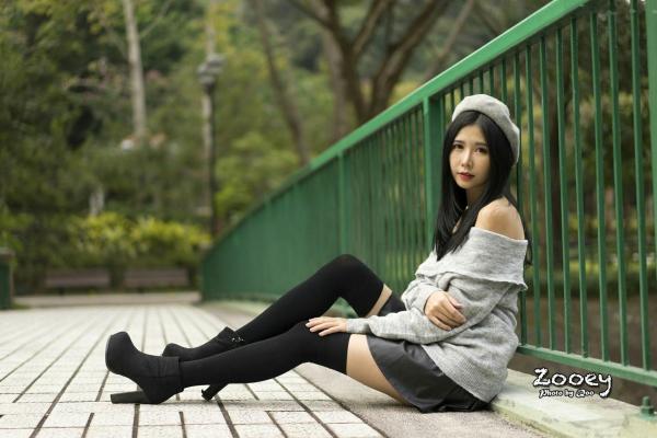    台湾正妹Zooey清新户外街拍写真，三套精美穿搭展现迷人气质，为你解锁更多治愈系瞬间[62P]第47张图片