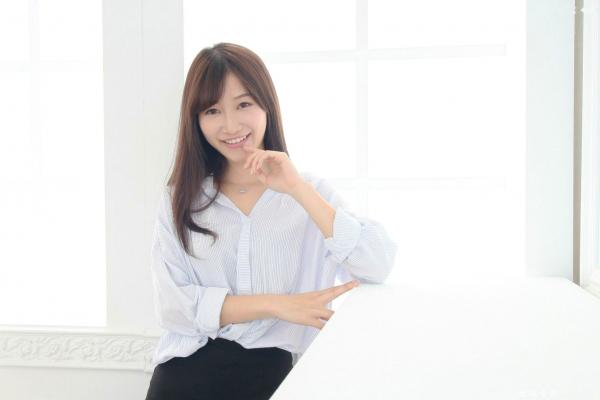    台湾正妹小筑兒《55棚拍》高跟OL职业装私房写真集，利落干练尽显职场气质，极品美腿演绎清纯与诱惑第38张图片