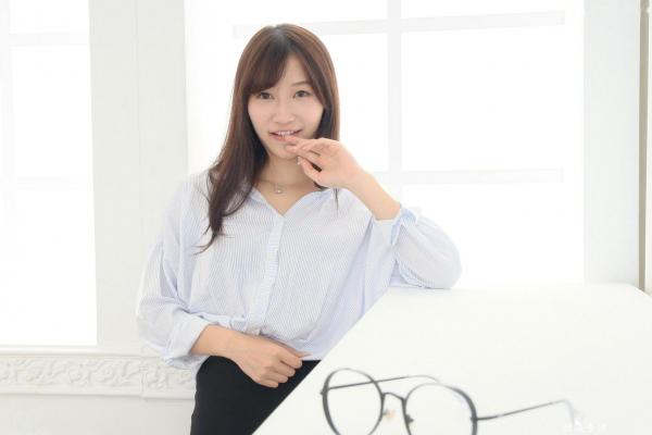    台湾正妹小筑兒《55棚拍》高跟OL职业装私房写真集，利落干练尽显职场气质，极品美腿演绎清纯与诱惑第39张图片