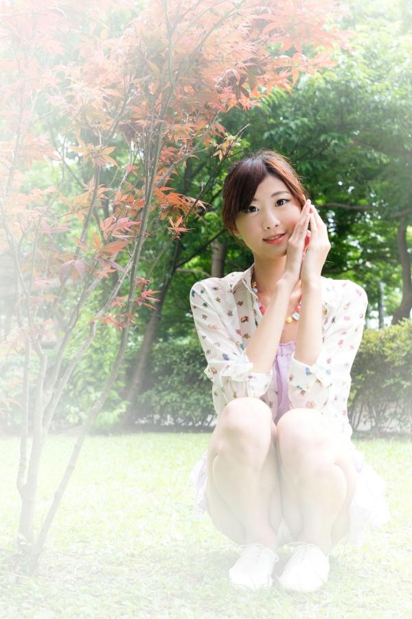    台湾模特林茉晶Queena清纯甜美私房写真，公园清新街拍、气质女神外拍套图第46张图片