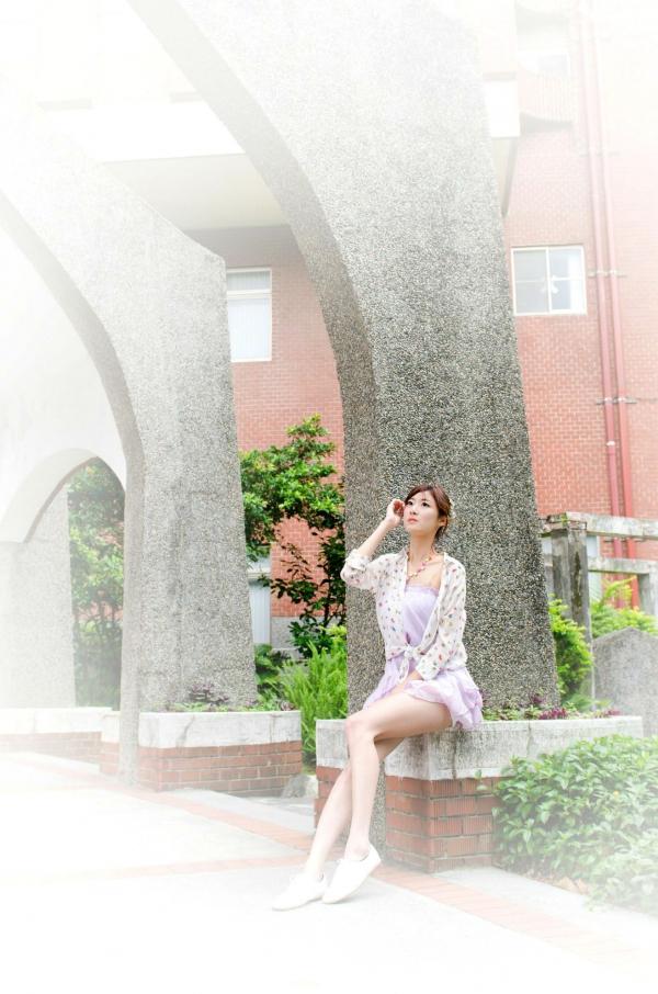    台湾模特林茉晶Queena清纯甜美私房写真，公园清新街拍、气质女神外拍套图第48张图片