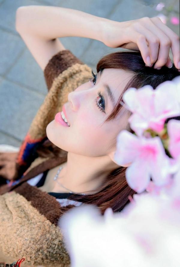    台湾正妹金允乔Kila晶晶《校园美拍》第2波：清新学姐户外校园风针织暖阳写真第21张图片