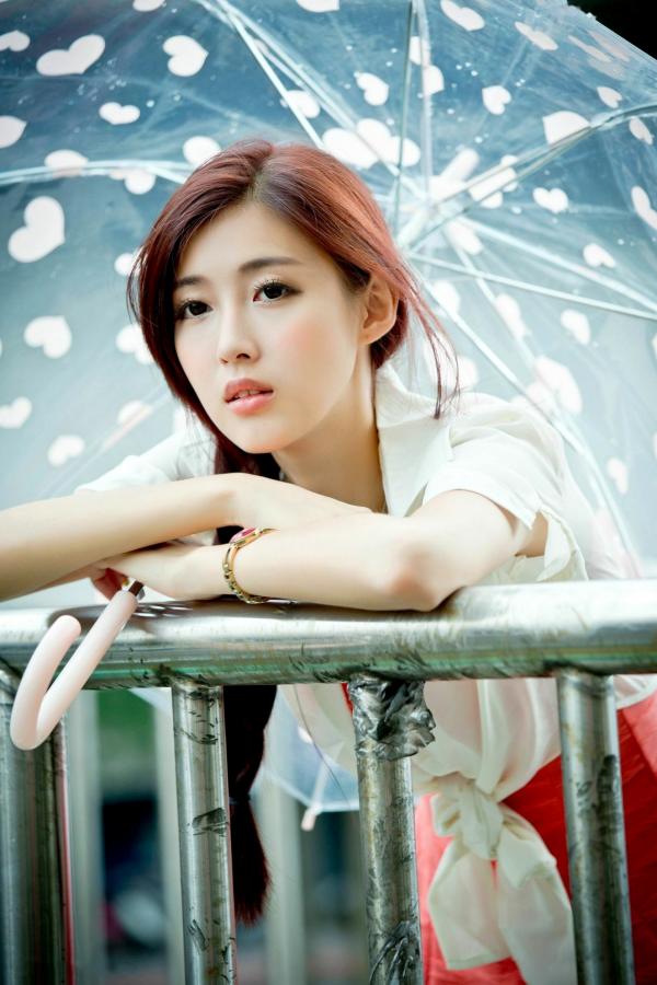    台湾正妹金允乔Kila晶晶《環南公寓街拍》甜美户外写真，清纯少女治愈风，高颜值长腿少女日常穿搭摄影第62张图片