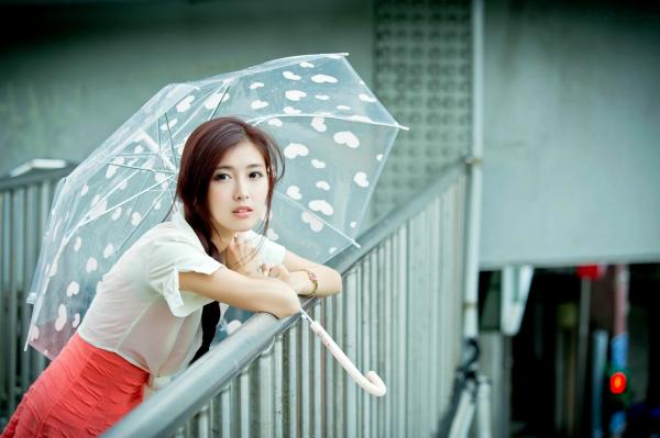    台湾正妹金允乔Kila晶晶《環南公寓街拍》甜美户外写真，清纯少女治愈风，高颜值长腿少女日常穿搭摄影第128张图片