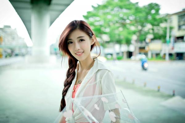    台湾正妹金允乔Kila晶晶《環南公寓街拍》甜美户外写真，清纯少女治愈风，高颜值长腿少女日常穿搭摄影第141张图片
