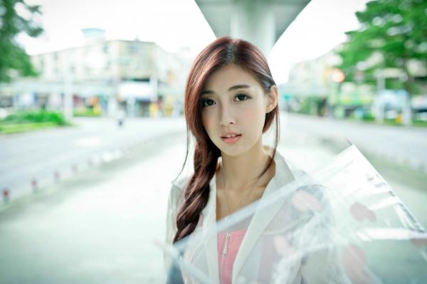    台湾正妹金允乔Kila晶晶《環南公寓街拍》甜美户外写真，清纯少女治愈风，高颜值长腿少女日常穿搭摄影第146张图片