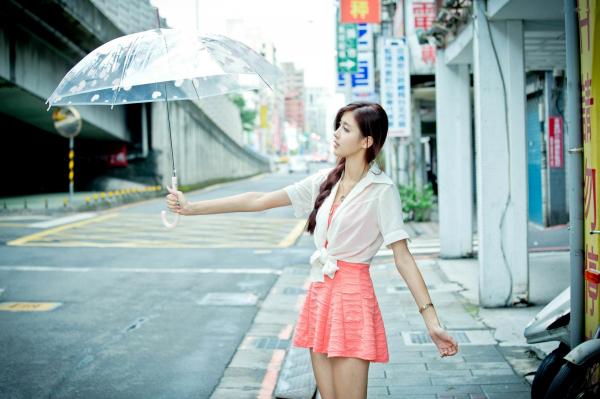    台湾正妹金允乔Kila晶晶《環南公寓街拍》甜美户外写真，清纯少女治愈风，高颜值长腿少女日常穿搭摄影第149张图片