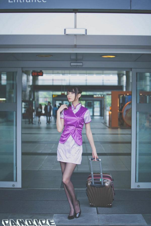    台湾正妹蔡译心Candice空姐角色扮演街拍写真，精致制服诱惑搭配黑丝美腿[41P]第13张图片