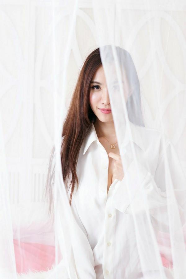    台湾正妹Dora妍希演绎黑色蕾丝诱惑，精选唯美私房棚拍写真集第10张图片