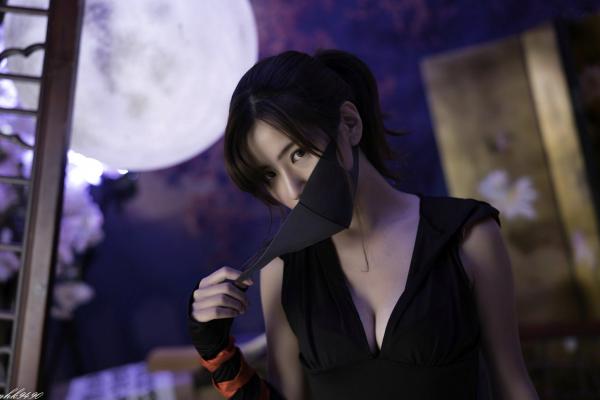    台湾正妹苏托托写真集：飒爽琴棚女侠与干练黑丝OL双风格，古风武侠与职场制服诱惑第3张图片