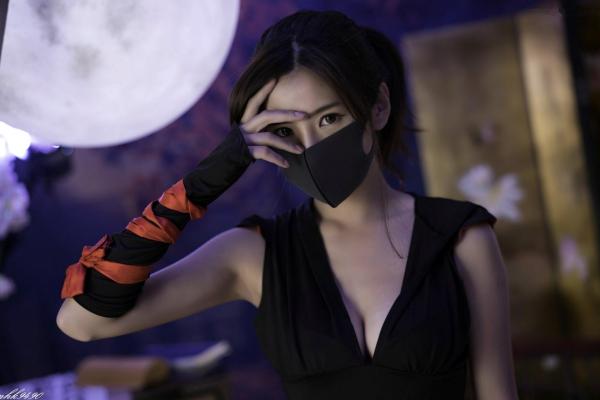    台湾正妹苏托托写真集：飒爽琴棚女侠与干练黑丝OL双风格，古风武侠与职场制服诱惑第4张图片