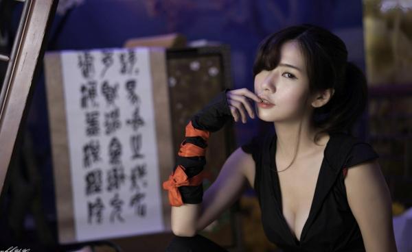    台湾正妹苏托托写真集：飒爽琴棚女侠与干练黑丝OL双风格，古风武侠与职场制服诱惑第13张图片