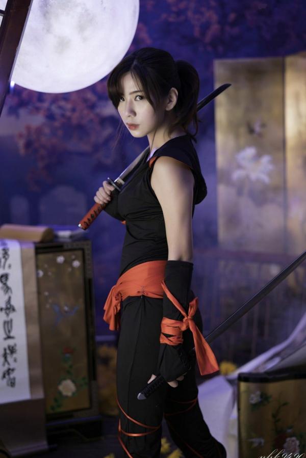   台湾正妹苏托托写真集：飒爽琴棚女侠与干练黑丝OL双风格，古风武侠与职场制服诱惑第17张图片
