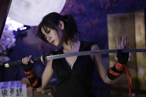    台湾正妹苏托托写真集：飒爽琴棚女侠与干练黑丝OL双风格，古风武侠与职场制服诱惑第19张图片