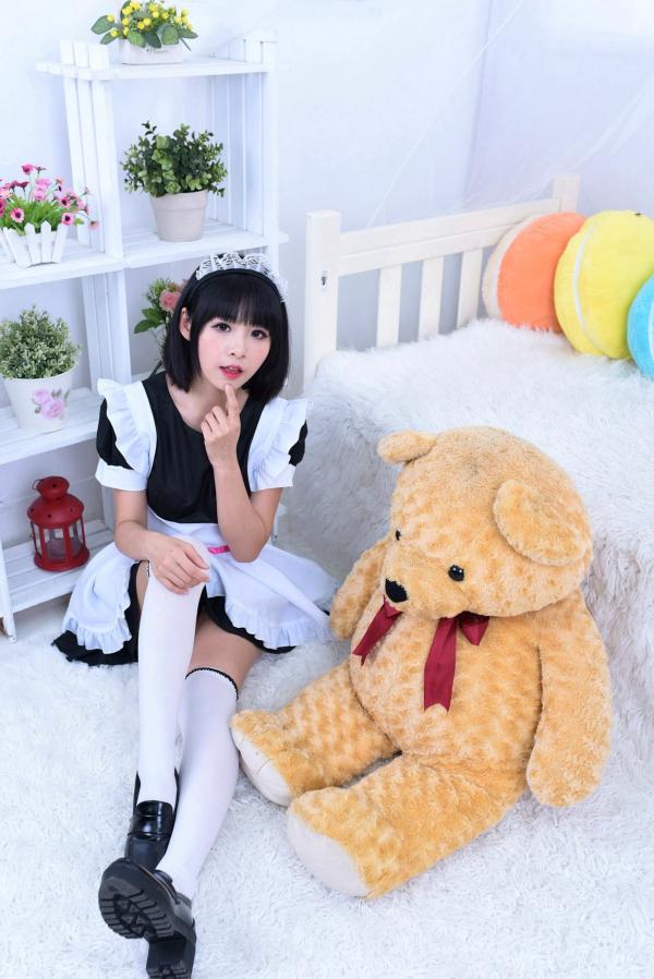    台湾正妹海琳《护士与女仆》角色扮演写真集，清纯唯美制服诱惑，治愈系萌系少女居家私房照第6张图片