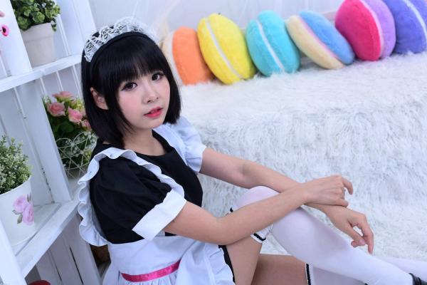    台湾正妹海琳《护士与女仆》角色扮演写真集，清纯唯美制服诱惑，治愈系萌系少女居家私房照第7张图片