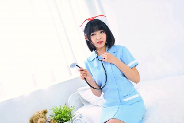    台湾正妹海琳《护士与女仆》角色扮演写真集，清纯唯美制服诱惑，治愈系萌系少女居家私房照第34张图片