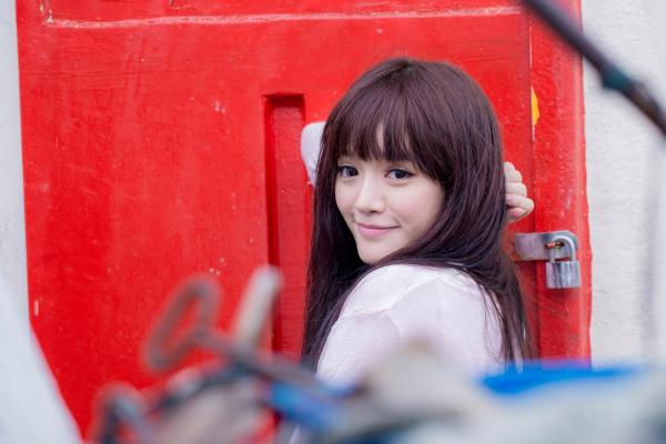    台湾美女林岗怡Didy《粉色少女》户外写真，青春甜美笑容清新治愈，邻家少女灵动私房照第5张图片