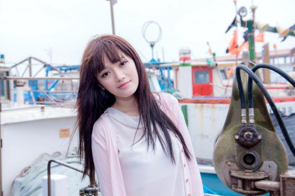    台湾美女林岗怡Didy《粉色少女》户外写真，青春甜美笑容清新治愈，邻家少女灵动私房照第7张图片