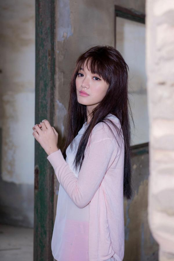    台湾美女林岗怡Didy《粉色少女》户外写真，青春甜美笑容清新治愈，邻家少女灵动私房照第10张图片