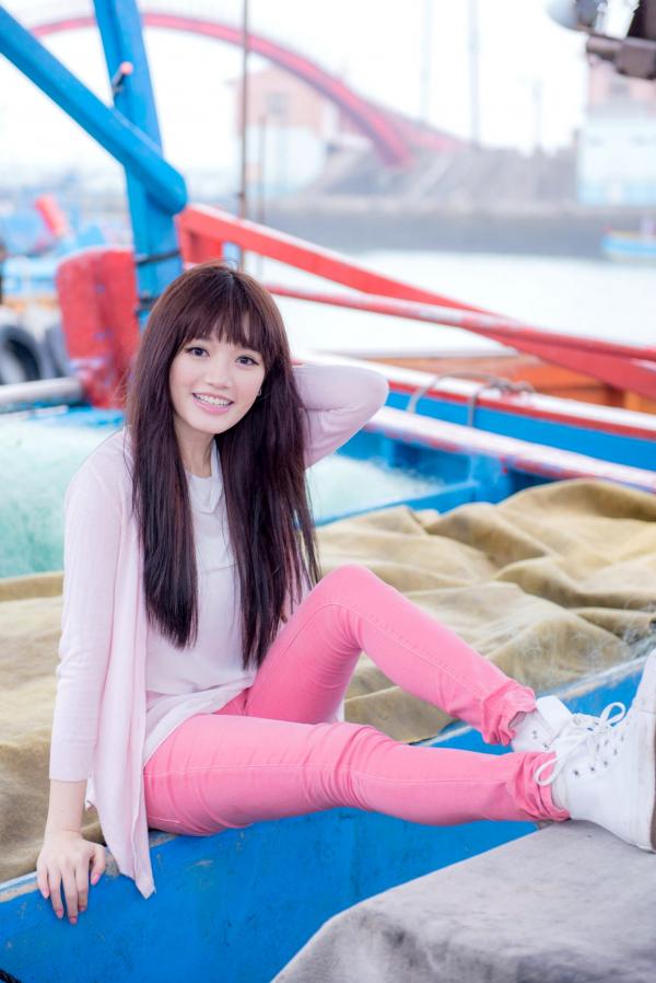    台湾美女林岗怡Didy《粉色少女》户外写真，青春甜美笑容清新治愈，邻家少女灵动私房照第31张图片