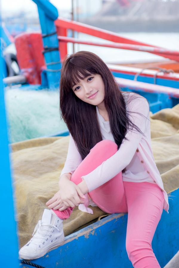    台湾美女林岗怡Didy《粉色少女》户外写真，青春甜美笑容清新治愈，邻家少女灵动私房照第35张图片