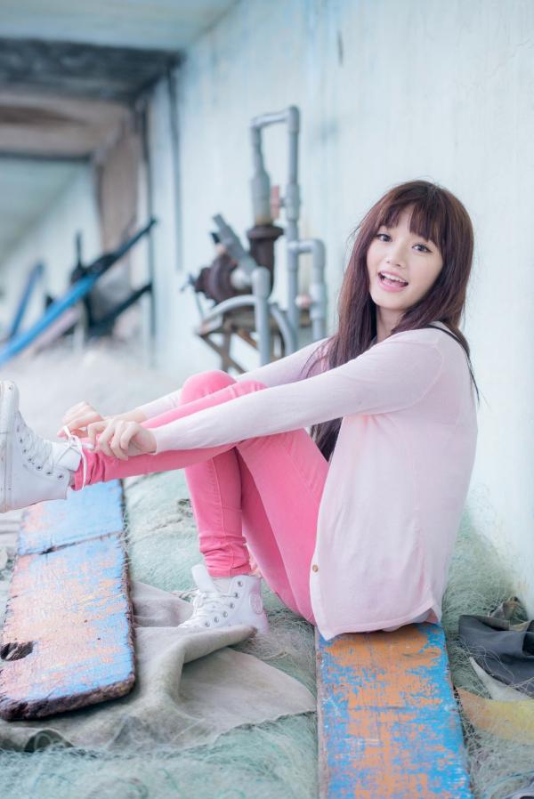    台湾美女林岗怡Didy《粉色少女》户外写真，青春甜美笑容清新治愈，邻家少女灵动私房照第69张图片