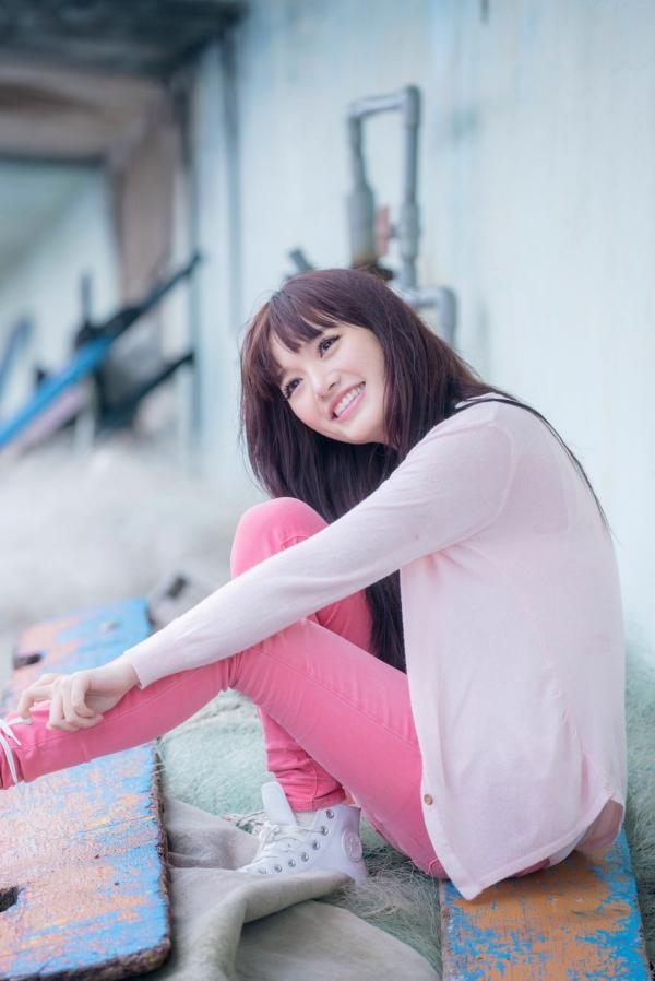    台湾美女林岗怡Didy《粉色少女》户外写真，青春甜美笑容清新治愈，邻家少女灵动私房照第70张图片