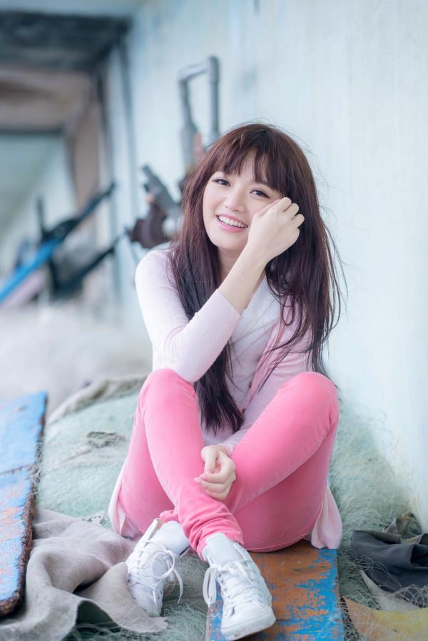    台湾美女林岗怡Didy《粉色少女》户外写真，青春甜美笑容清新治愈，邻家少女灵动私房照第72张图片